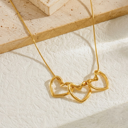 Triple Heart Interlinked Pendant Necklace – Elegant Gold-Tone Love Necklace