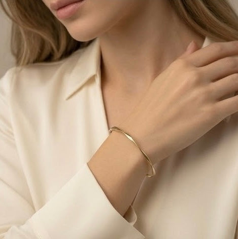 Minimalist Twisted Wave Gold Cuff Bangle