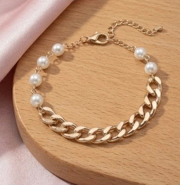 Gold-Toned Curb Chain & Pearl Accent Bracelet