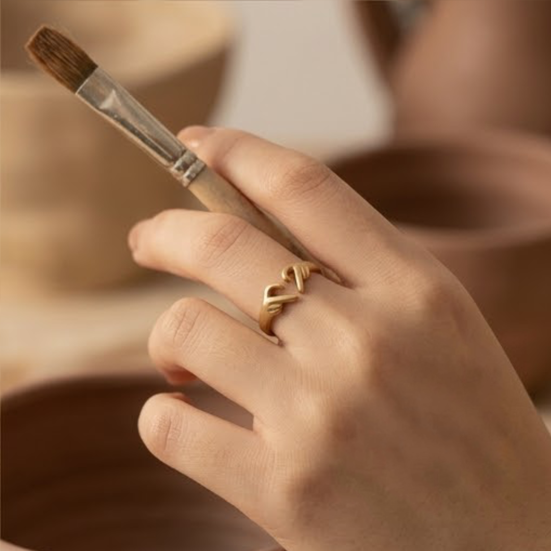 Dainty Entwined Heart Wrap Ring