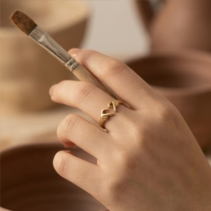 Dainty Entwined Heart Wrap Ring