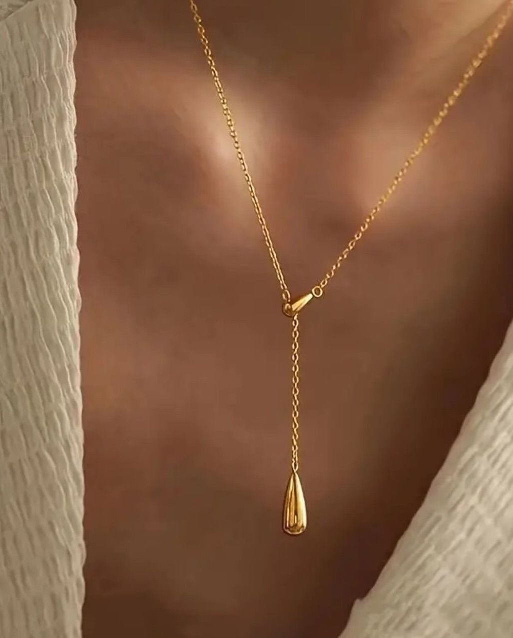 Teardrop Necklace